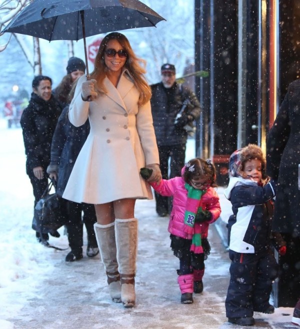 Mariah-Carey-Aspen-2013-suede-boots