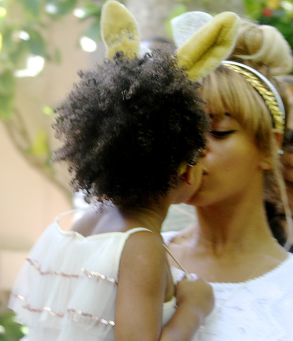 Beyonce-Blue-Easter-2014