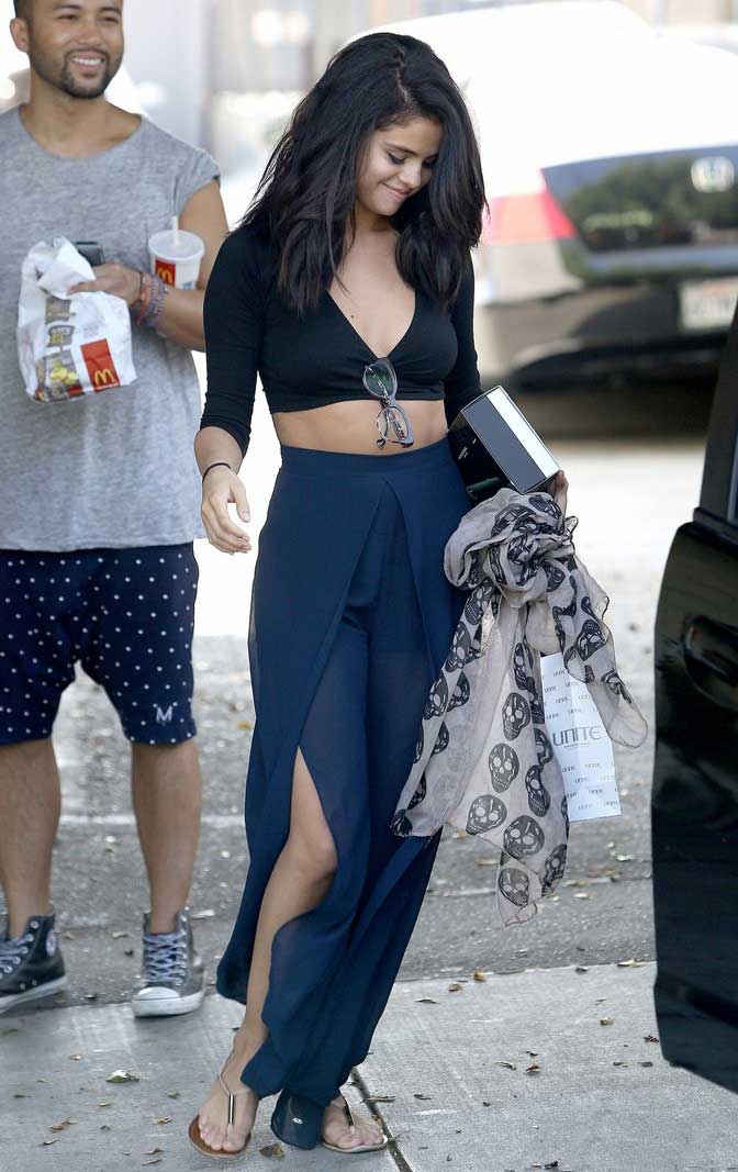 *EXCLUSIVE* Selena Gomez shrugs off Miley Cyrus' Diss with a trip to the salon