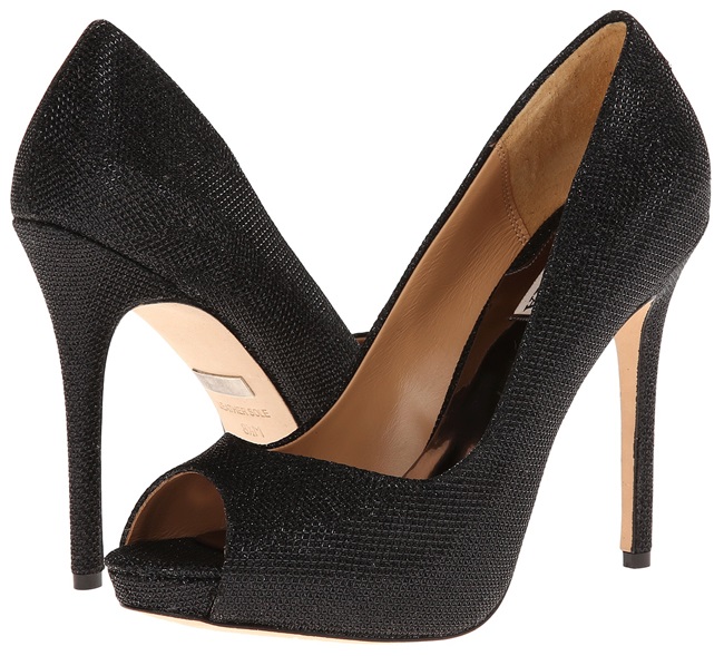 badgley mischka kassidy pumps