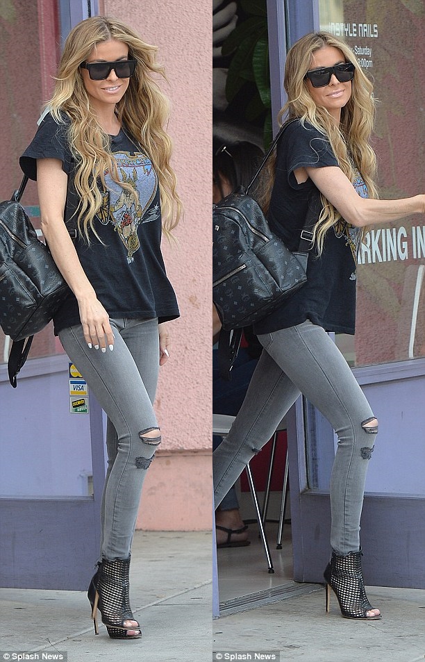 Carmen Electra Demonstrates How Rocker Chic Is Done Shoes Post