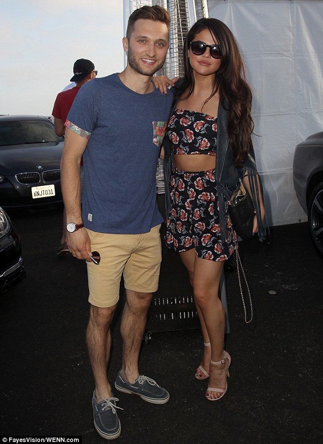 selena gomez top shop shorts 4th of july 2