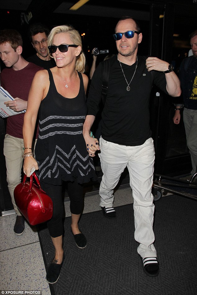 jenny mccarthy donnie wahlberg espadrilles slides lax fashion