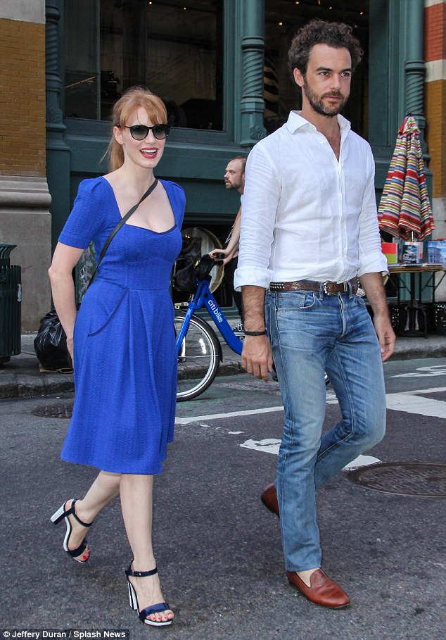 jessica chastain blue dress ankle strap sandals block heels 3