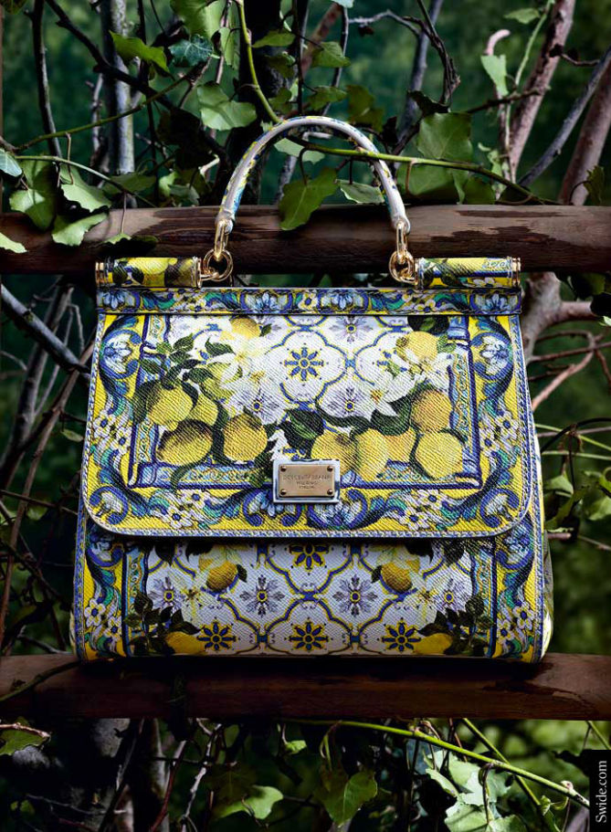 fall-winter-2014-2015-accessory-trends-dolce-and-gabbana-majolica-print-sicily-bag