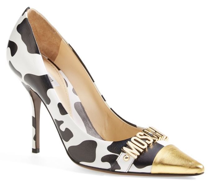 moschino logo pointy pumps