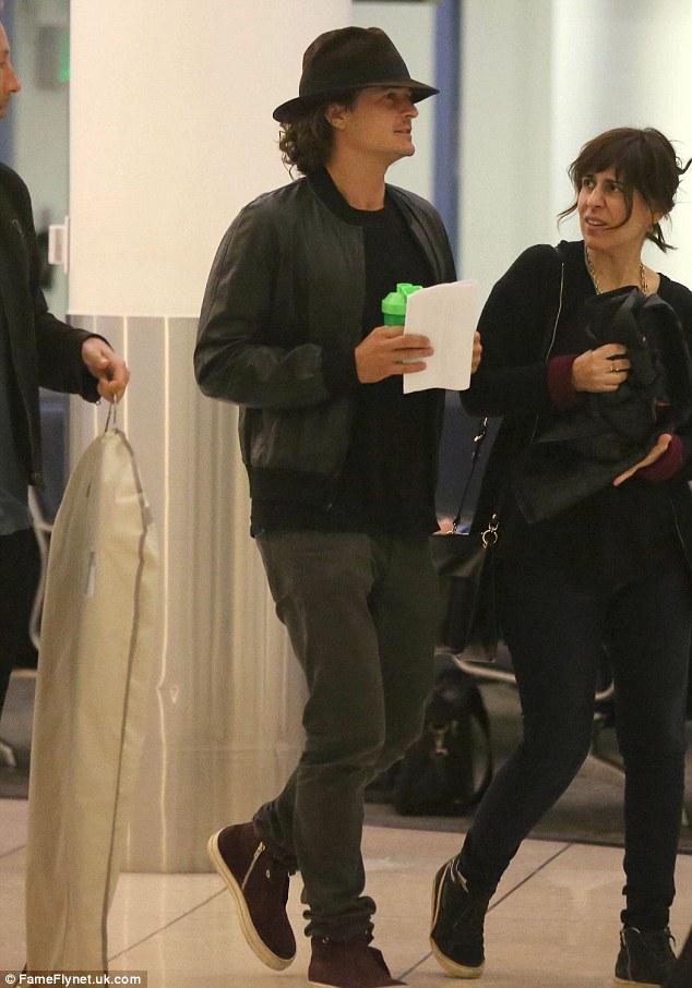 selena gomez airport orlando bloom october 2014 45