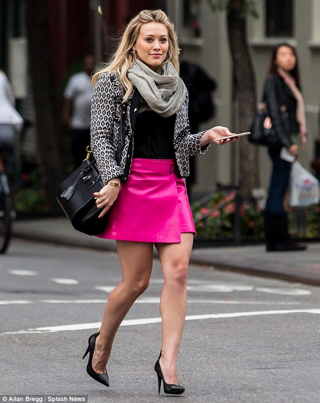 fuchsia pink leather skirt