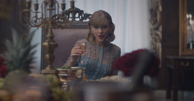 taylor swift blank space video dress blue lace 2