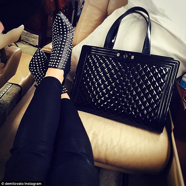 The Many Bags of Demi Lovato - PurseBlog