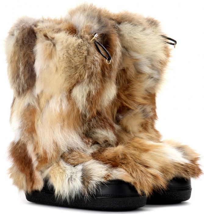chloe fox fur boots