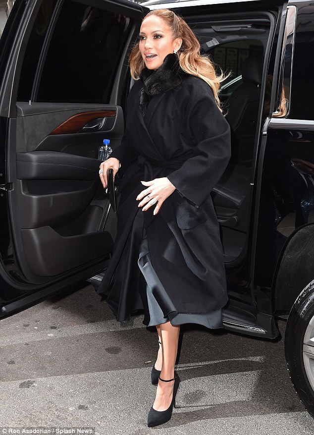 jennifer lopez wendy williams show black dress coat pumps ankle strap