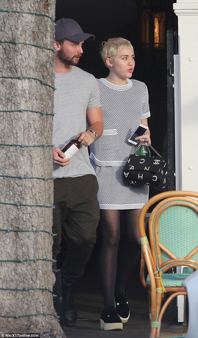 miley cyrus patrick schwarzenegger date january 7 2015 suede creepers