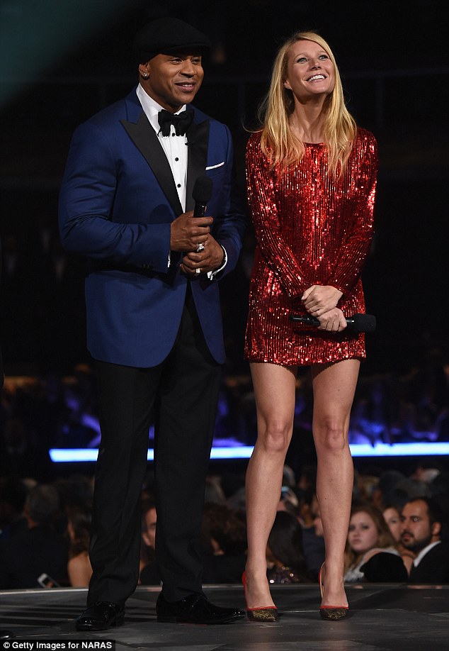 gwyneth paltrow red sequin dress grammy awards 6