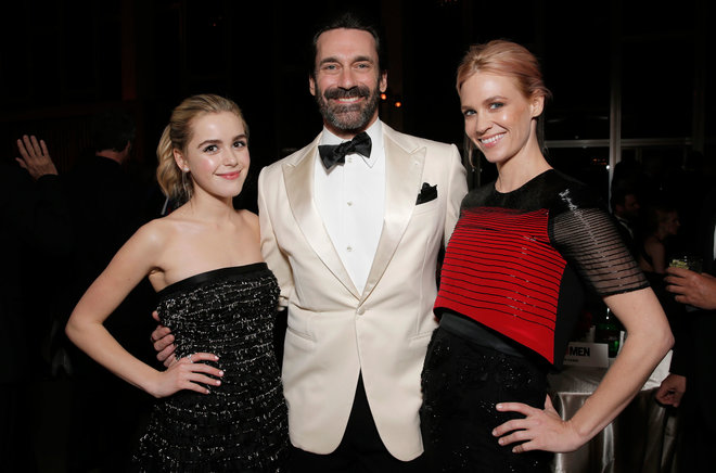 HOLDING-mad-men-la-party