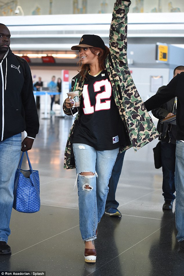 rihanna camou jacket colorblock clogs may 2015 airport jfk