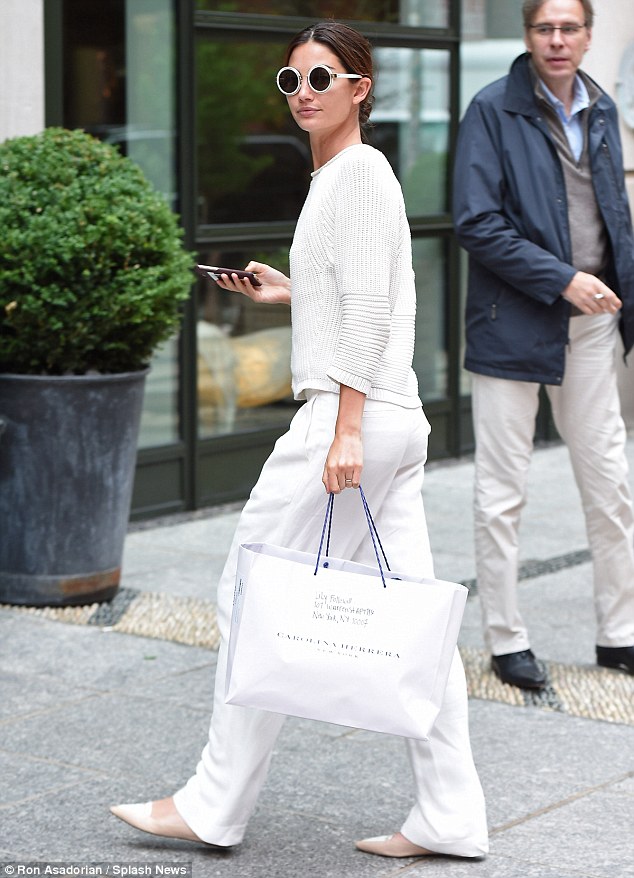 lily aldridge white outfit loafers style pants june 2015 50