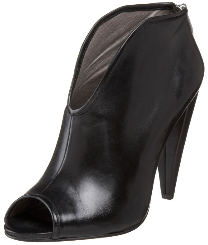 vince camuto amber booties