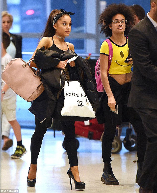 ariana grande jfk june 29 2015 black platform pumps saint laurent airport style 6