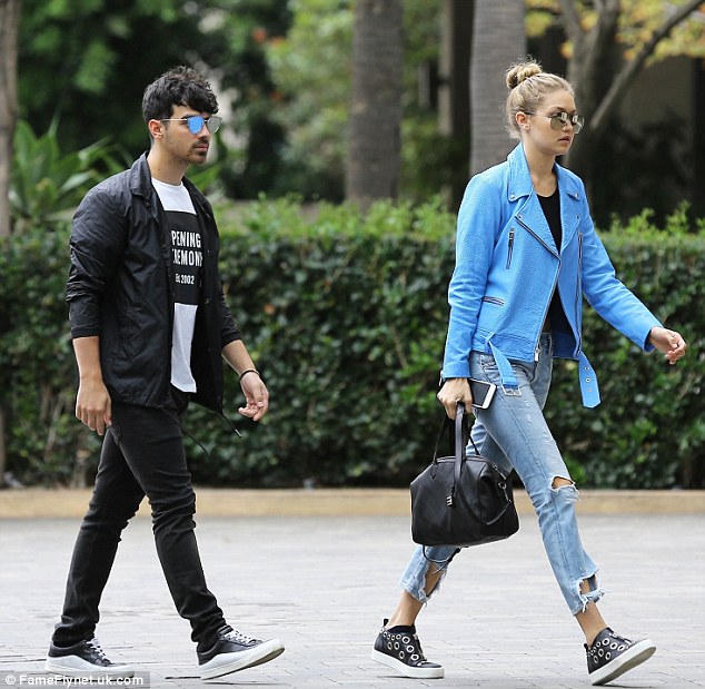 Gigi hot sale hadid sneakers