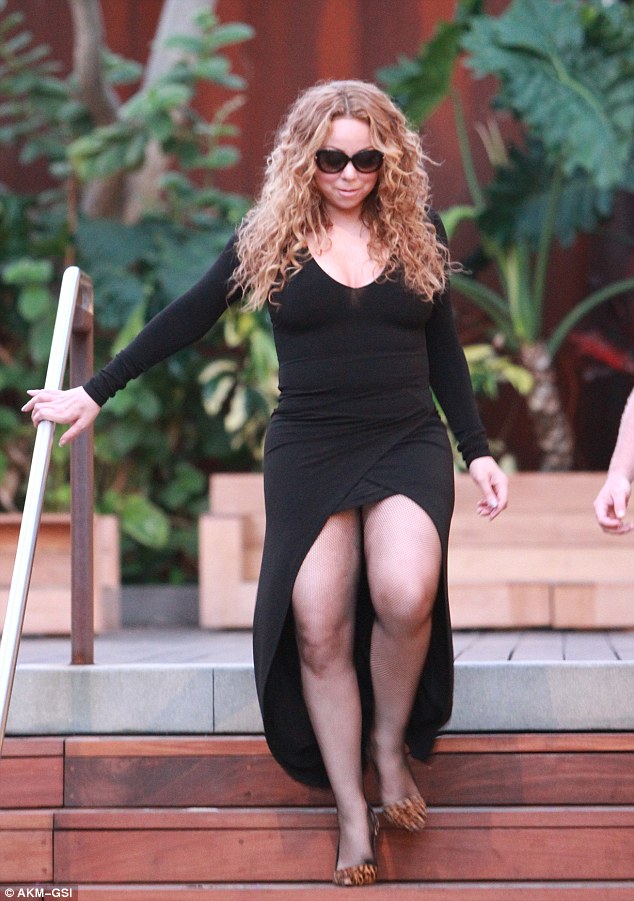 Mariah Carey Displays Shapely Cat-Print Heels – Shoes Post
