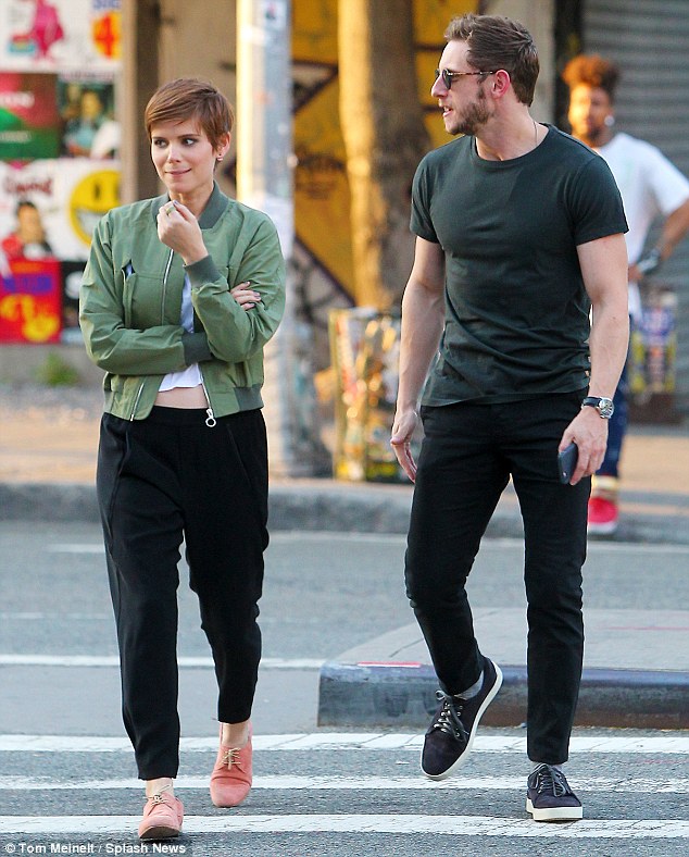 kate mara pink oxford lace up fantastic four movie new york2