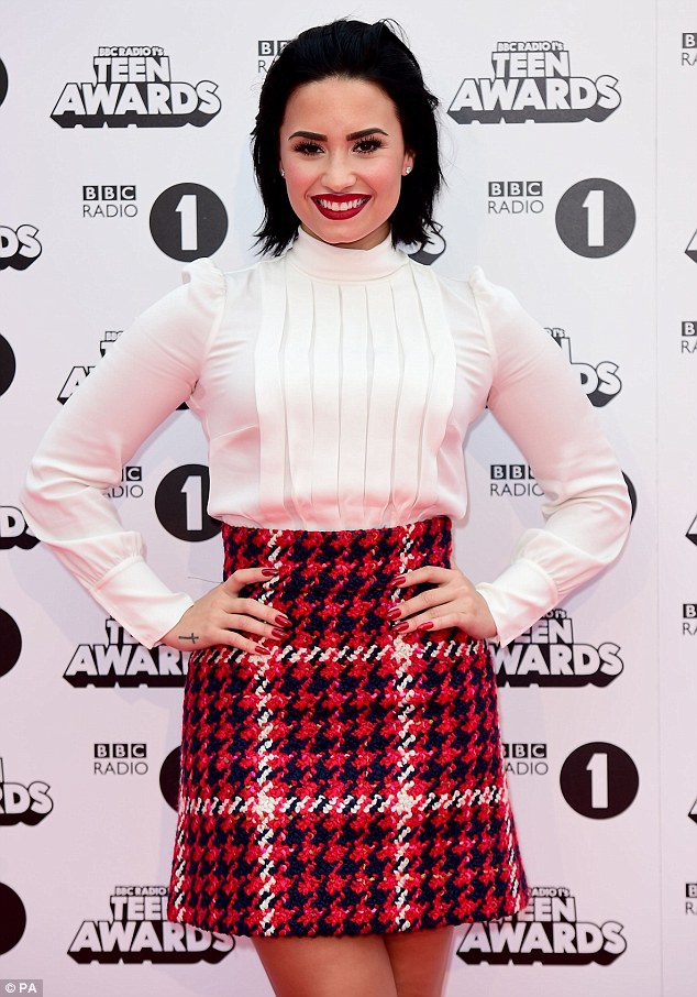 Demi Lovato ditches pop princess in favour of vampy vixen