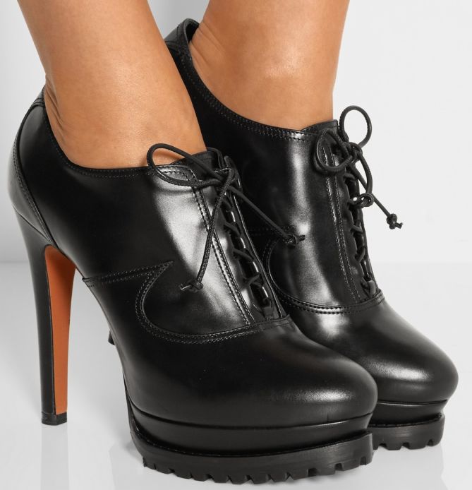 alaia lace up leather boots 2