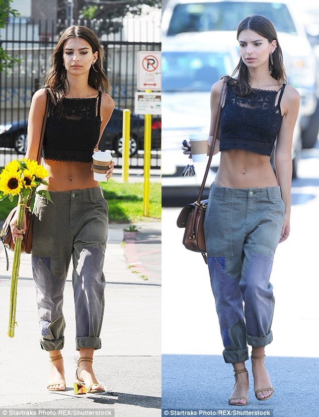 Emily Ratajkowski Displays Abnormally Tiny Waist in Crop Top and Cargo