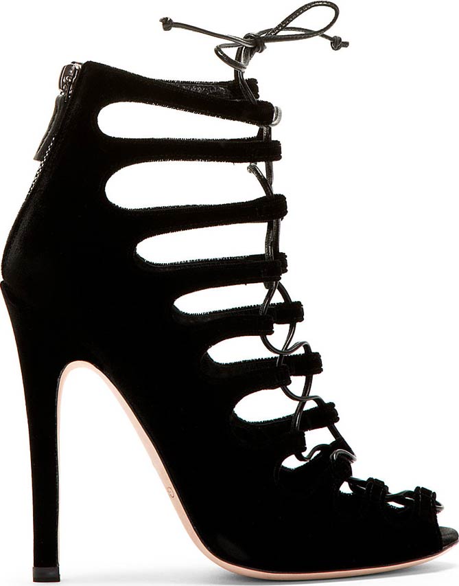 Aldo Tall Black Gladiator Sandals Outfit with Printed Dress | Black  gladiator heels, High heel gladiator sandals, Black gladiator sandals
