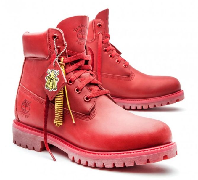 Can You Rock Bulky Red Boots Like Gwen Stefani? – Shoes Post