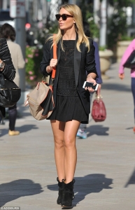 Alex Gerrard Shows Off Her Take on Boho-Chic LA Glamour – Shoes Post