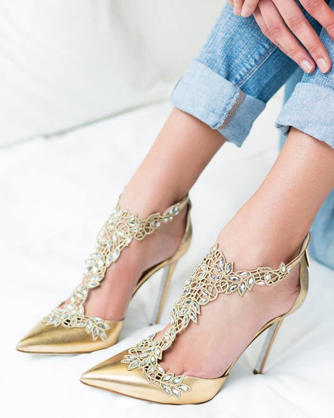 Rene Caovilla Crystal-Lace Metallic Leather Pump, Gold – Shoes Post