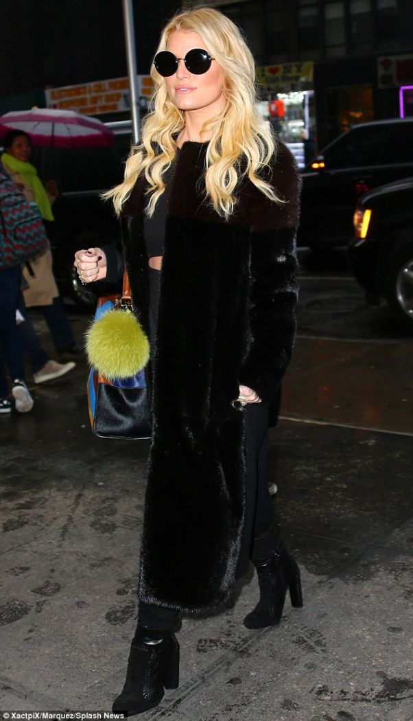 Jessica Simpson in Fur, Fendi, and Fancy Designer Boots — Did She Over ...