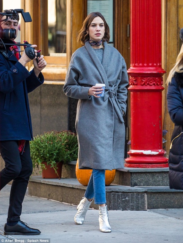 Alexa Chung Steps Out in Silver Boots, Did She Nail the Look? – Shoes Post