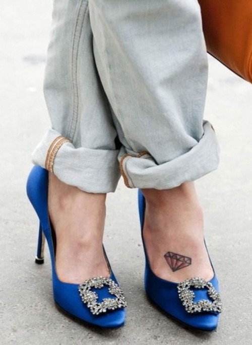 MANOLO BLAHNIK Hangisi 105 blue satin pumps – Shoes Post