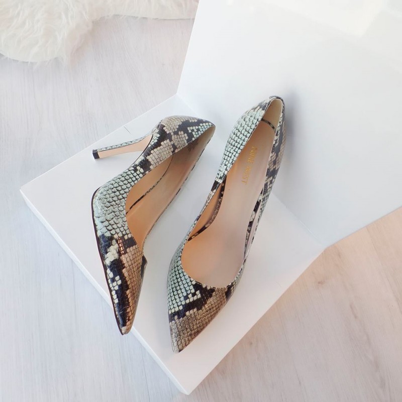 nine west martina pump