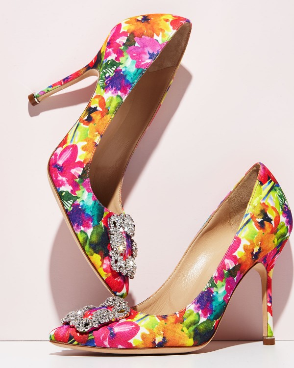 manolo blahnik hangisi colours