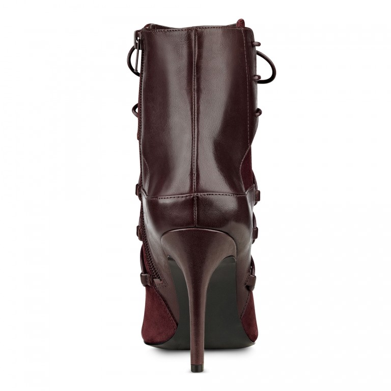 nine west birds bootie