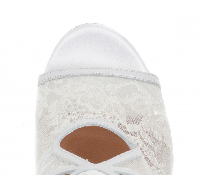aquazzura-heels-sexy-thing-bridal-105-white-nappa-perlatalacemesh-toe