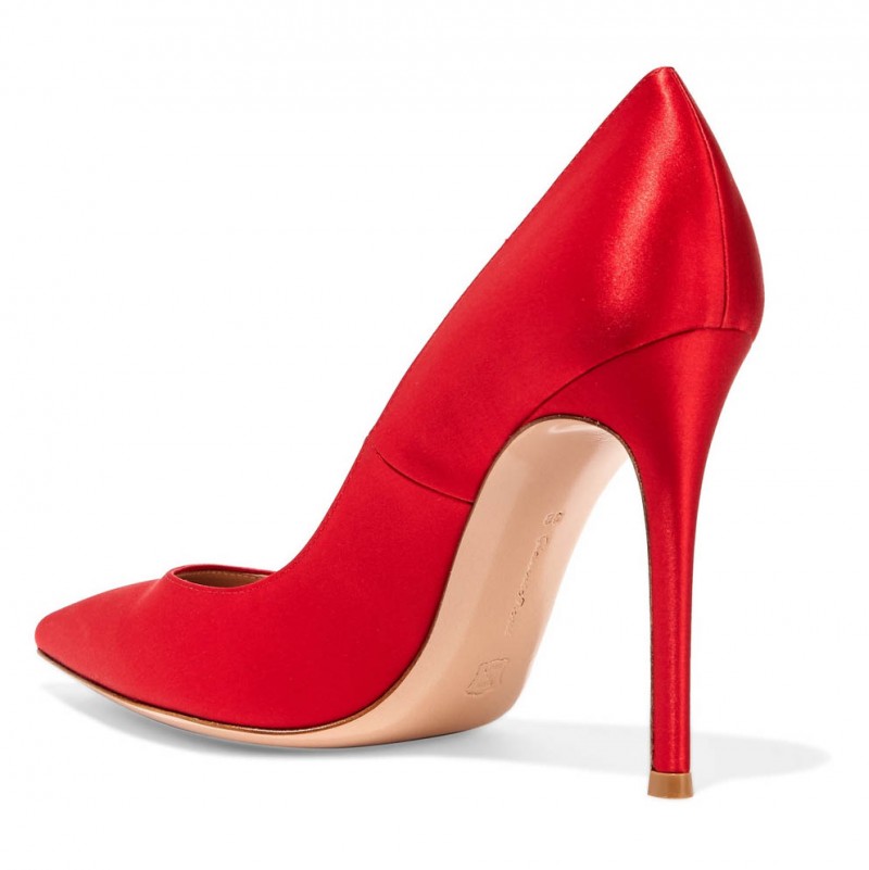 gianvito rossi satin pumps