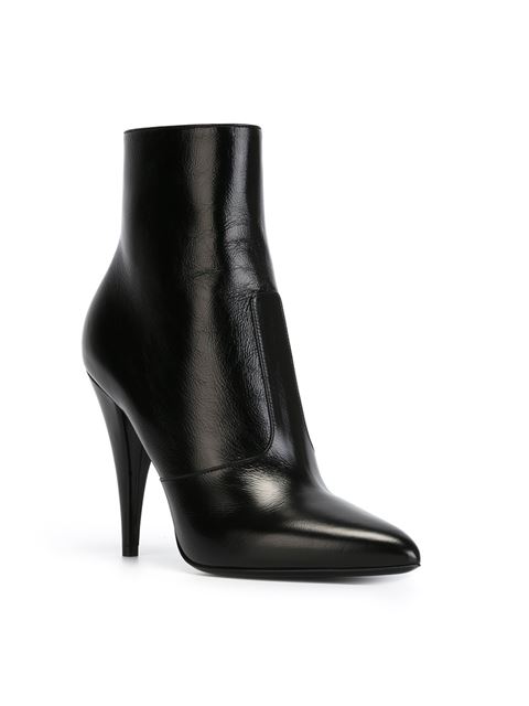 Stole Rihanna’s style with this Yves Saint Laurent ankle boots – Shoes Post