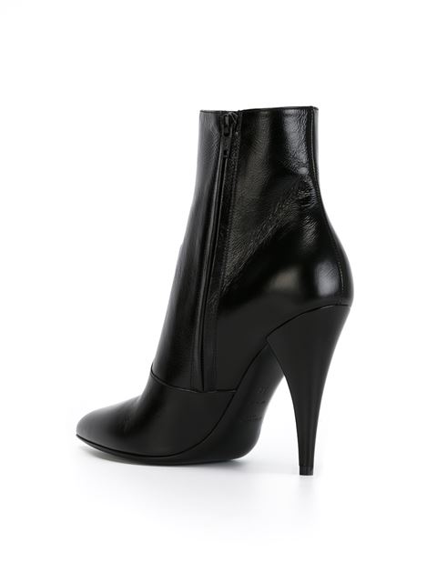 Stole Rihanna’s style with this Yves Saint Laurent ankle boots – Shoes Post
